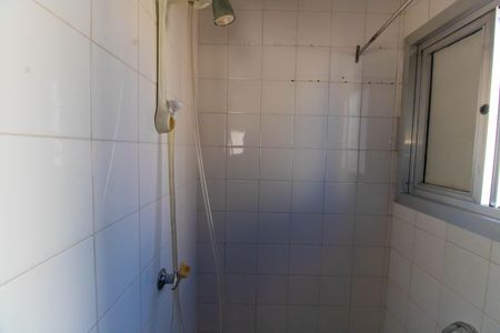 Apartamento à venda com 106m², 2 quartos e sem vaga Apartamento à venda com 106m², 2 quartos e sem vagaBanheiro de serviço