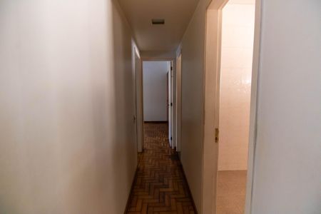 Apartamento à venda com 106m², 2 quartos e sem vaga Apartamento à venda com 106m², 2 quartos e sem vagaCorredor