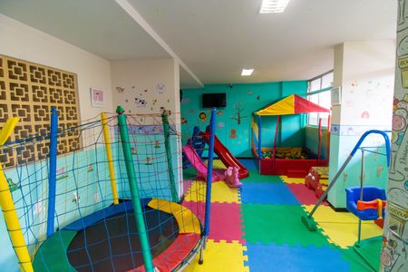 Apartamento à venda com 106m², 2 quartos e sem vaga Apartamento à venda com 106m², 2 quartos e sem vagaÁrea comum