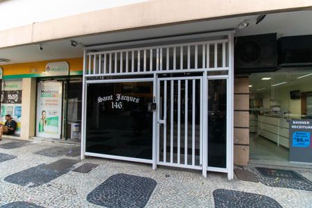 Apartamento à venda com 106m², 2 quartos e sem vaga Apartamento à venda com 106m², 2 quartos e sem vagaFachada