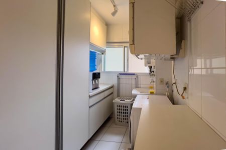 Apartamento à venda com 140m², 3 quartos e 2 vagasÁrea de serviço 