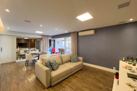 Apartamento à venda com 140m², 3 quartos e 2 vagasSala