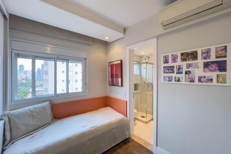 Apartamento à venda com 140m², 3 quartos e 2 vagasQuarto 3