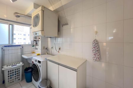 Apartamento à venda com 140m², 3 quartos e 2 vagasÁrea de serviço 