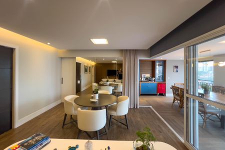 Apartamento à venda com 140m², 3 quartos e 2 vagasSala