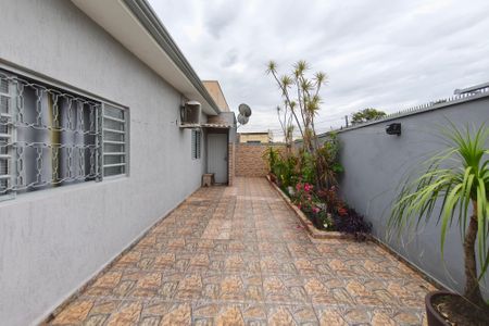 Casa à venda com 150m², 3 quartos e 4 vagas Casa à venda com 150m², 3 quartos e 4 vagasQuintal