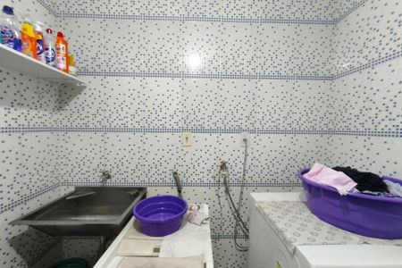 Casa à venda com 150m², 3 quartos e 4 vagas Casa à venda com 150m², 3 quartos e 4 vagasÁrea de Serviço