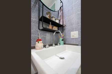 Apartamento à venda com 75m², 3 quartos e 2 vagasBanheiro da suíte