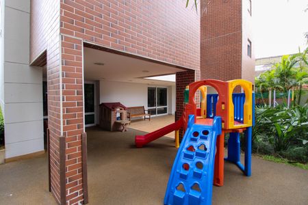 Apartamento à venda com 75m², 3 quartos e 2 vagasÁrea comum - Playground