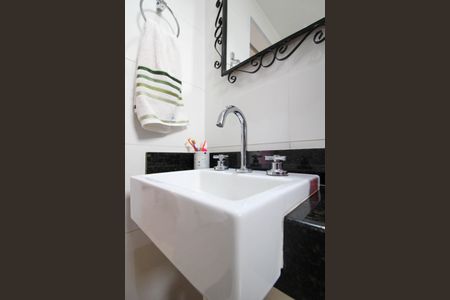 Apartamento à venda com 75m², 3 quartos e 2 vagasBanheiro