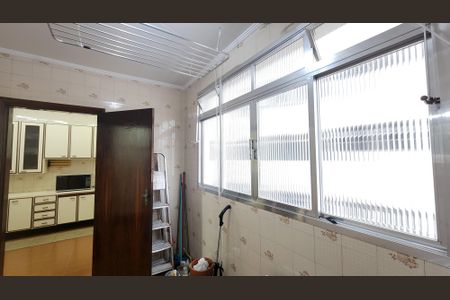 Apartamento para alugar com 111m², 2 quartos e 1 vagaÁrea de Serviço