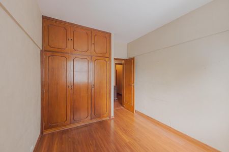 Apartamento para alugar com 112m², 3 quartos e 1 vaga Apartamento para alugar com 112m², 3 quartos e 1 vagaQuarto 2