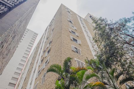 Apartamento para alugar com 112m², 3 quartos e 1 vaga Apartamento para alugar com 112m², 3 quartos e 1 vagaFachada