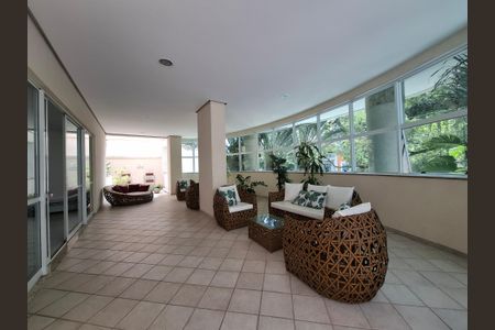 Apartamento à venda com 93m², 3 quartos e 1 vaga Apartamento à venda com 93m², 3 quartos e 1 vagaÁrea comum