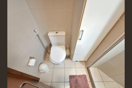 Apartamento à venda com 93m², 3 quartos e 1 vaga Apartamento à venda com 93m², 3 quartos e 1 vagaBanheiro da suíte