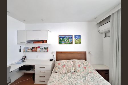Apartamento à venda com 93m², 3 quartos e 1 vaga Apartamento à venda com 93m², 3 quartos e 1 vagaSuíte