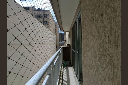 Apartamento à venda com 93m², 3 quartos e 1 vaga Apartamento à venda com 93m², 3 quartos e 1 vagaVaranda