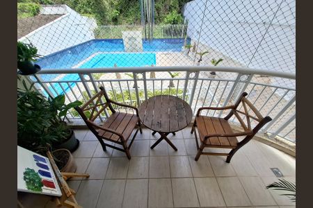 Apartamento à venda com 93m², 3 quartos e 1 vaga Apartamento à venda com 93m², 3 quartos e 1 vagaVaranda da suíte