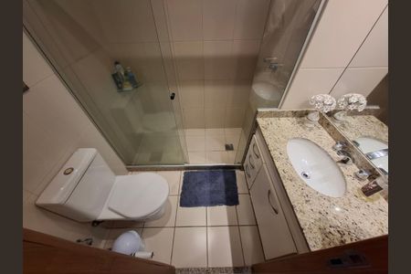 Apartamento à venda com 93m², 3 quartos e 1 vaga Apartamento à venda com 93m², 3 quartos e 1 vagaBanheiro
