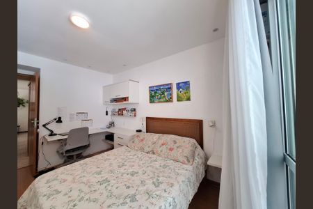 Apartamento à venda com 93m², 3 quartos e 1 vaga Apartamento à venda com 93m², 3 quartos e 1 vagaSuíte