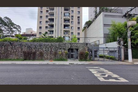 Apartamento para alugar com 100m², 3 quartos e 2 vagasFachada