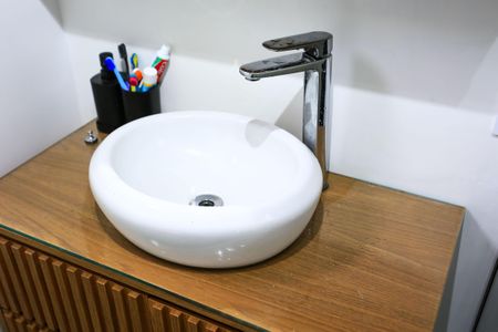 Apartamento para alugar com 100m², 3 quartos e 2 vagasBanheiro da Suíte 1