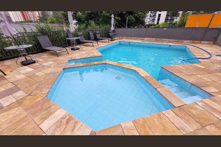 Apartamento para alugar com 100m², 3 quartos e 2 vagasÁrea comum - Piscina