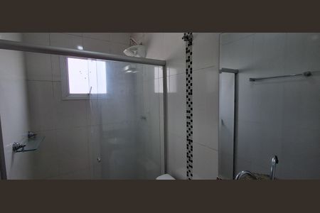 Apartamento à venda com 134m², 3 quartos e 2 vagas Apartamento à venda com 134m², 3 quartos e 2 vagasBanheiro Suíte