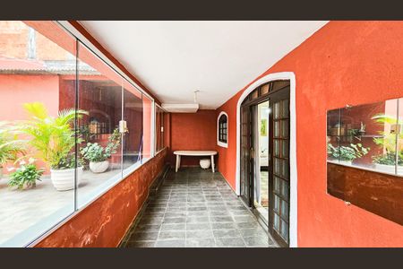 Casa para alugar com 130m², 2 quartos e 1 vaga Casa para alugar com 130m², 2 quartos e 1 vagaQuintal