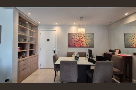 Apartamento à venda com 91m², 3 quartos e 1 vagaSala