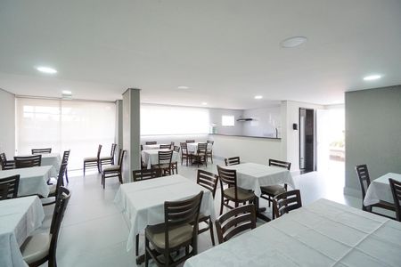 Apartamento à venda com 58m², 2 quartos e 1 vagaSalão de festas