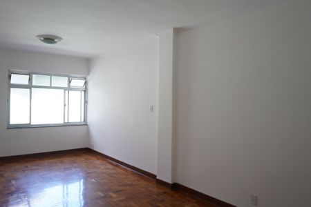 Apartamento para alugar com 80m², 2 quartos e sem vagaSala