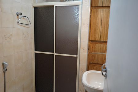 Apartamento para alugar com 80m², 2 quartos e sem vagaBanheiro