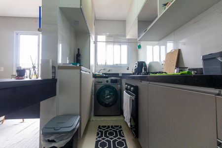 Apartamento à venda com 42m², 2 quartos e 1 vaga Apartamento à venda com 42m², 2 quartos e 1 vagaCozinha e Área de Serviço