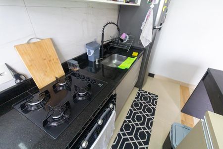 Apartamento à venda com 42m², 2 quartos e 1 vaga Apartamento à venda com 42m², 2 quartos e 1 vagaCozinha e Área de Serviço