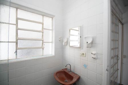 Casa para alugar com 79m², 2 quartos e sem vagaBanheiro 1