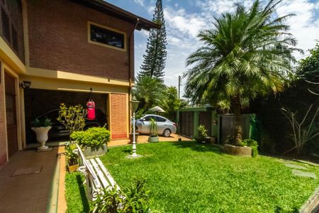 Casa para alugar com 850m², 4 quartos e 3 vagasQuintal