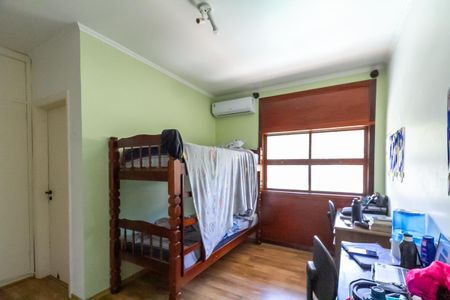 Casa para alugar com 850m², 4 quartos e 3 vagasSuíte 2