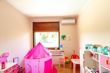 Casa para alugar com 850m², 4 quartos e 3 vagasSuíte 3