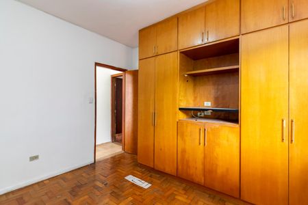 Casa à venda com 375m², 4 quartos e 2 vagasCasa 2 - Quarto 1