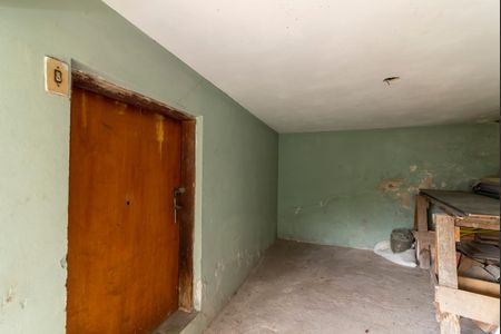 Casa à venda com 375m², 4 quartos e 2 vagasDepósito