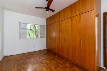 Casa à venda com 375m², 4 quartos e 2 vagasCasa 2 - Quarto 2