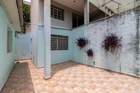 Casa à venda com 375m², 4 quartos e 2 vagasQuintal Frontal