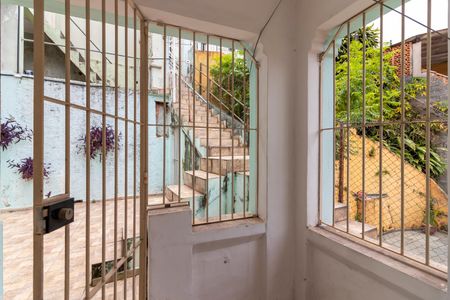 Casa à venda com 375m², 4 quartos e 2 vagasCasa 1 - Sala (Vista)