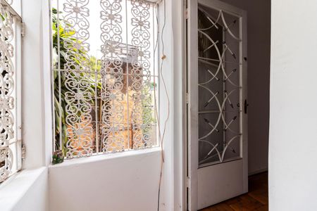 Casa à venda com 375m², 4 quartos e 2 vagasCasa 2 - Varanda do Quarto 2