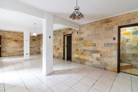 Casa à venda com 375m², 4 quartos e 2 vagasCasa 2 - Sala