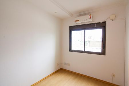 Apartamento para alugar com 148m², 4 quartos e 2 vagas Apartamento para alugar com 148m², 4 quartos e 2 vagasSuite 3
