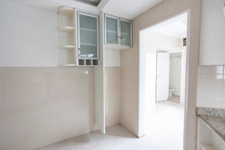 Apartamento para alugar com 148m², 4 quartos e 2 vagas Apartamento para alugar com 148m², 4 quartos e 2 vagasCozinha