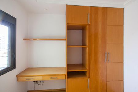Apartamento para alugar com 148m², 4 quartos e 2 vagas Apartamento para alugar com 148m², 4 quartos e 2 vagasQuarto 4