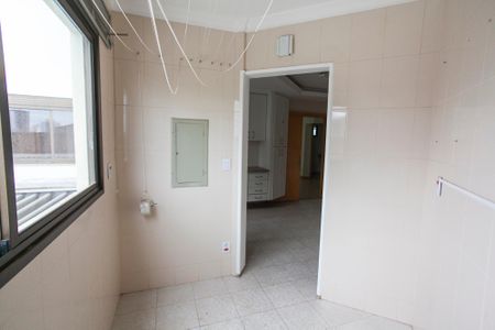 Apartamento para alugar com 148m², 4 quartos e 2 vagas Apartamento para alugar com 148m², 4 quartos e 2 vagasÁrea de Serviço